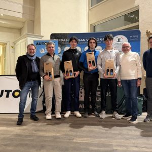 La prima Squadra Cat. Amici. peg