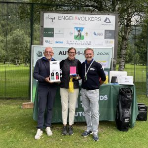 Nearest to the pin femminile Clara Falgari