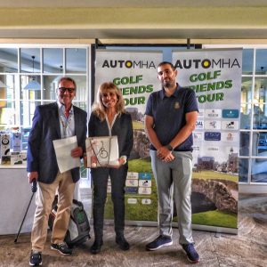 Nearest to the pin femminile Elisabetta Papalia