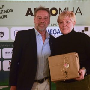 Nearest to the pin femminile